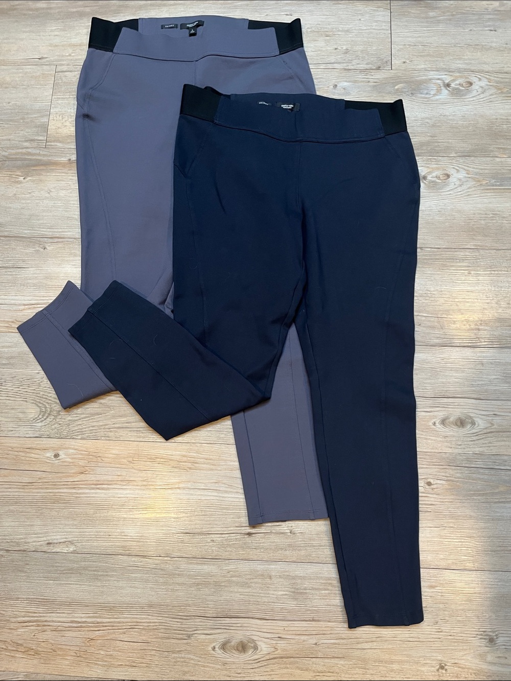 Simply Vera Vera Wang Ponte Ankle Pants in Black and Slate. 2 air for 1 Price!